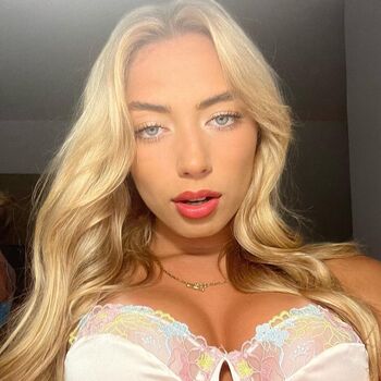 Full leaked Amelia marheineke private onlyfans photo