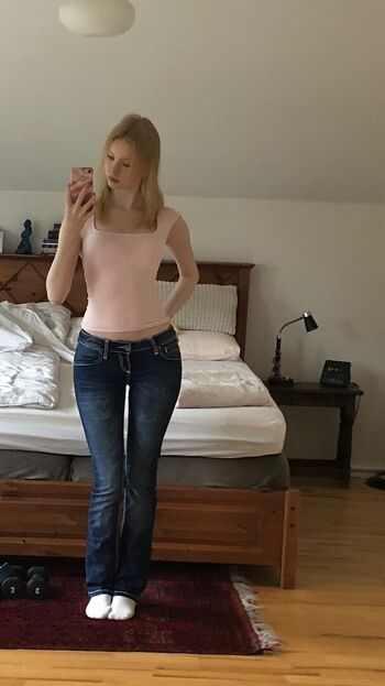 Full leaked Ameliamayl private onlyfans photo