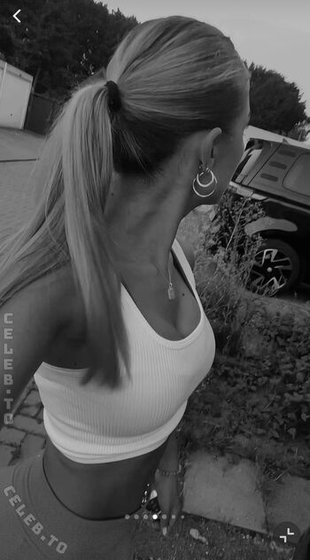 Full leaked Amelie dilla private onlyfans photo