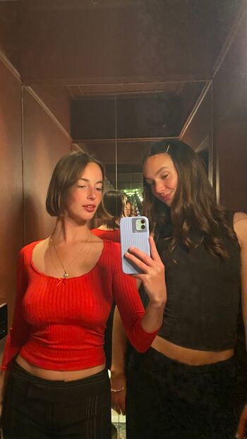 Full leaked Amelie manzoli private onlyfans photo