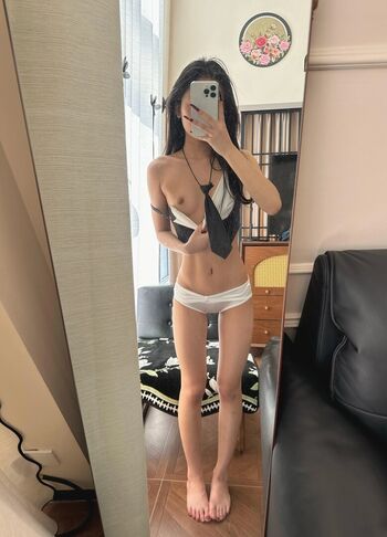 Full leaked Ami tootsi private onlyfans photo