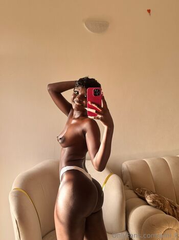 Full leaked Amina private onlyfans photo