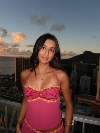 Full leaked Amira brar private onlyfans photo