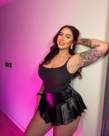 Full leaked Amiraevan private onlyfans photo