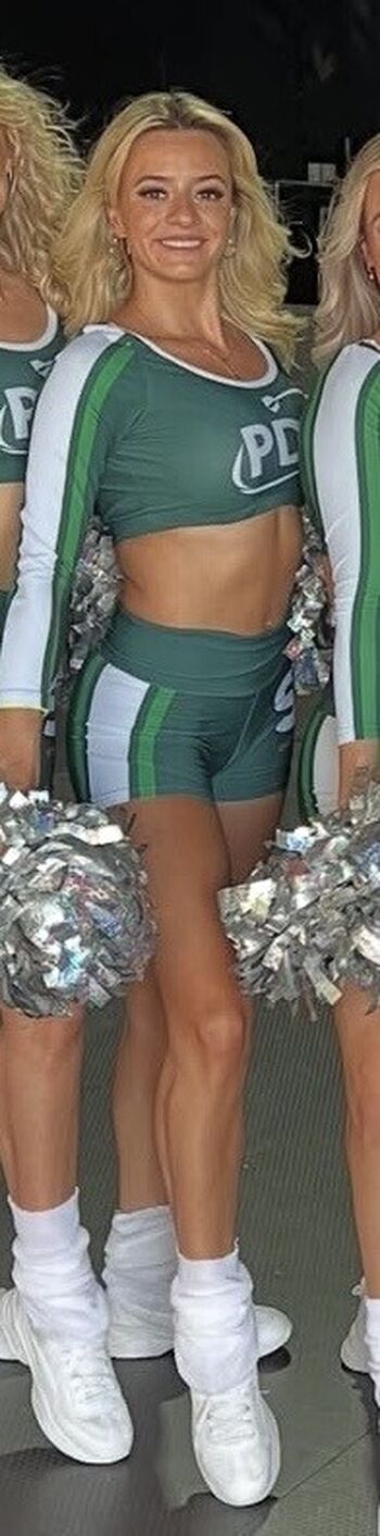 Amykemptravels Darts Dancers