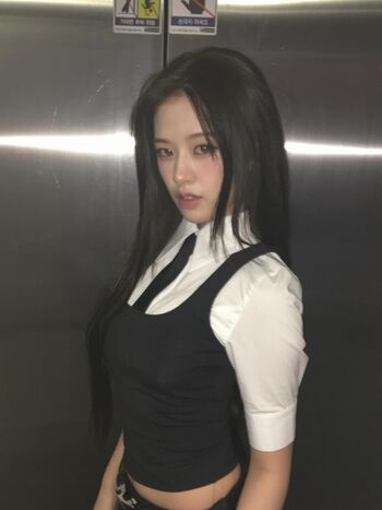 Full leaked An yujin page private onlyfans photo