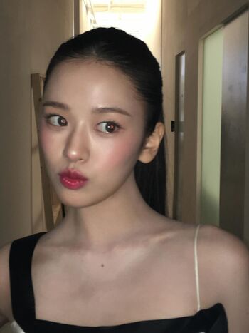 Full leaked An yujin page private onlyfans photo