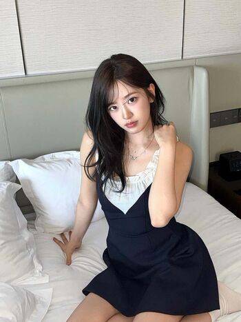 Full leaked An yujin private onlyfans photo