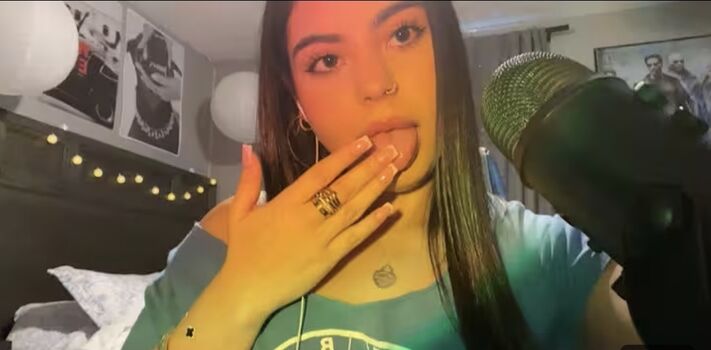Full leaked Anaa asmr private onlyfans photo