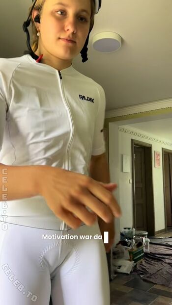 Full leaked Anabel und maria glocker private onlyfans photo