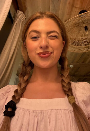 Full leaked Anais gallagher private onlyfans photo