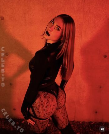 Full leaked Analena lz private onlyfans photo