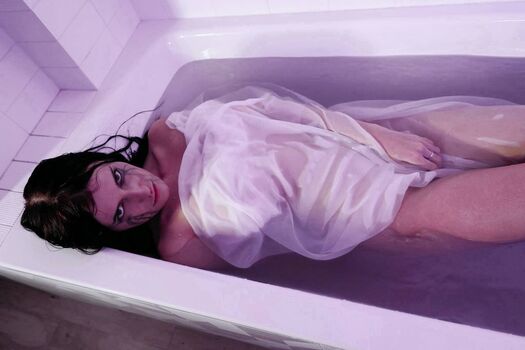 Full leaked Anannke private onlyfans photo