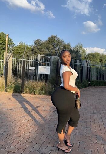 Full leaked Andiswa selepe private onlyfans photo