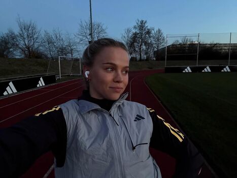 Full leaked Andrea rooth private onlyfans photo