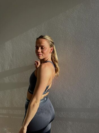 Full leaked Andrea rooth private onlyfans photo