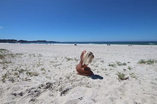 Full leaked Anelaraiin private onlyfans photo