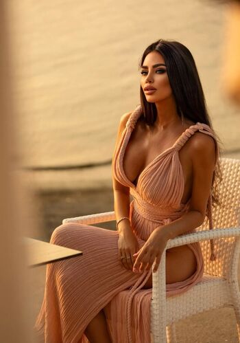 Full leaked Anet kailing private onlyfans photo