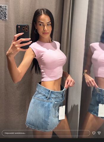 Full leaked Anet slotova private onlyfans photo