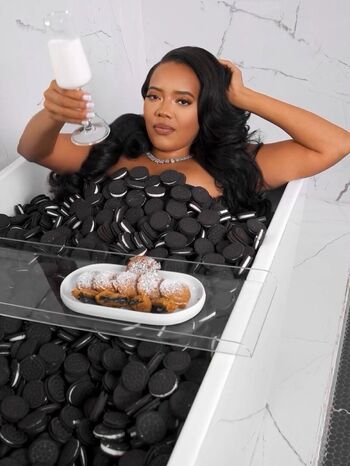 Full leaked Angela simmons page private onlyfans photo