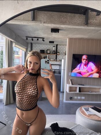 Full leaked Angeles watters private onlyfans photo