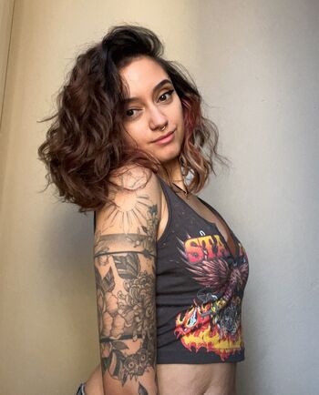 Full leaked Angeleyesali private onlyfans photo