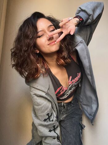 Full leaked Angeleyesali private onlyfans photo