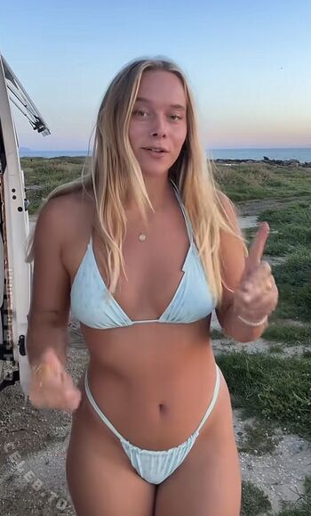 Full leaked Angelinajoleen private onlyfans photo