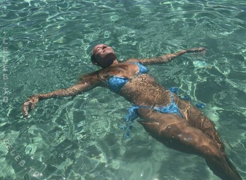 Full leaked Angelinajoleen private onlyfans photo