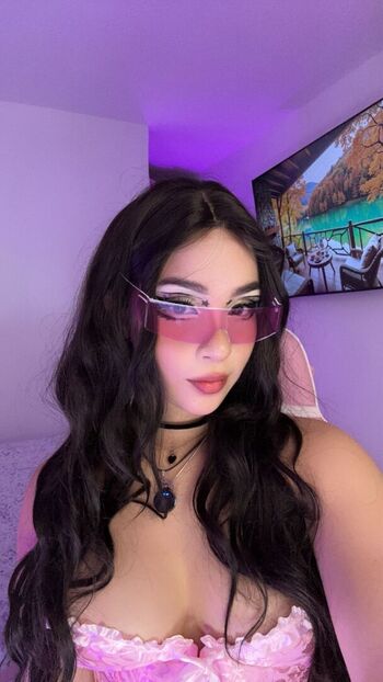 Full leaked Angelrouusee private onlyfans photo