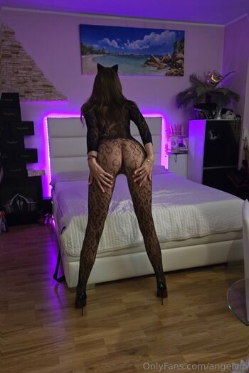 Full leaked Angelvipmodel page private onlyfans photo