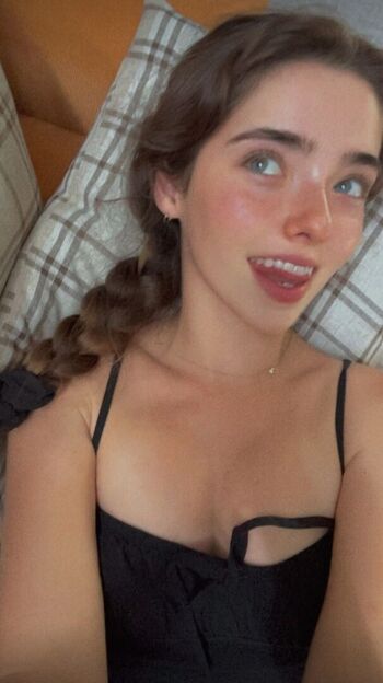 Full leaked Angelwoof  page private onlyfans photo