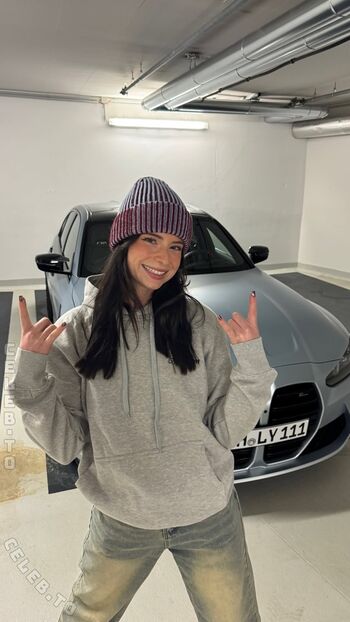 Full leaked Anica zimmermann private onlyfans photo