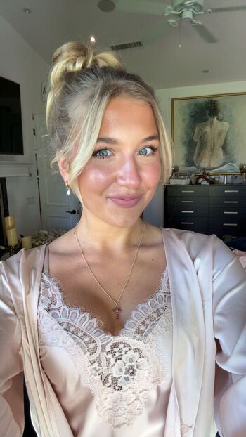 Full leaked Aniela leon page private onlyfans photo