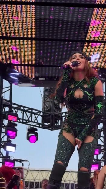 Full leaked Anitta  page private onlyfans photo