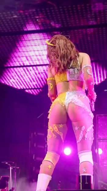 Full leaked Anitta  page private onlyfans photo