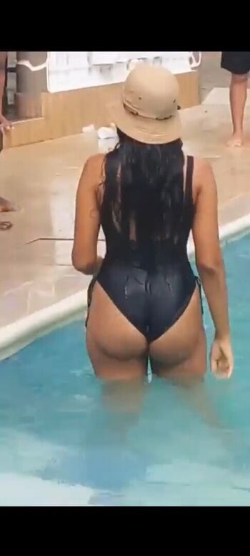 Full leaked Anleny frias page private onlyfans photo