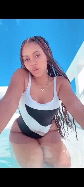 Anleny frias