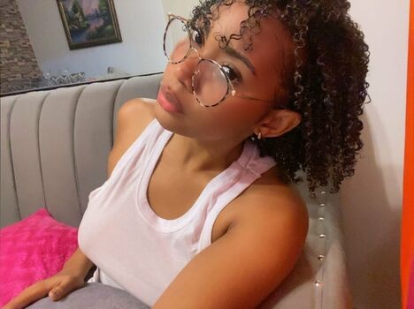 Anleny frias