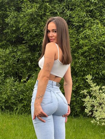Full leaked Ann bucks private onlyfans photo