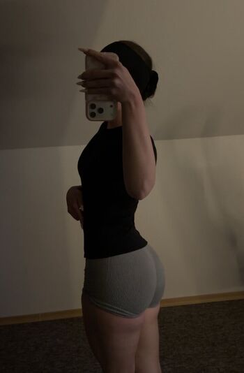 Full leaked Anna private onlyfans photo