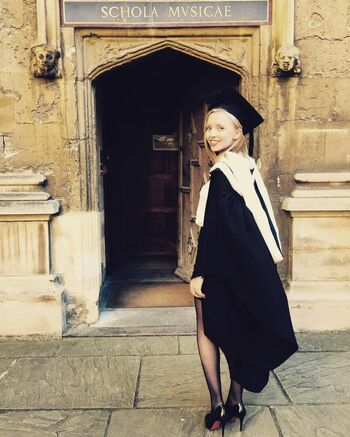 Full leaked Anna lapwood private onlyfans photo