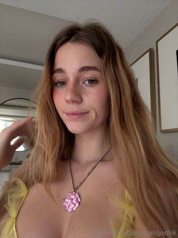 Full leaked Anna malygon maligoshik maligoshik a  page private onlyfans photo