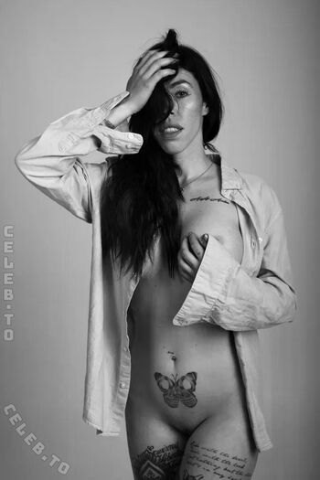 Full leaked Anna wolfskin page private onlyfans photo