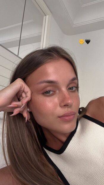 Full leaked Anna zak private onlyfans photo