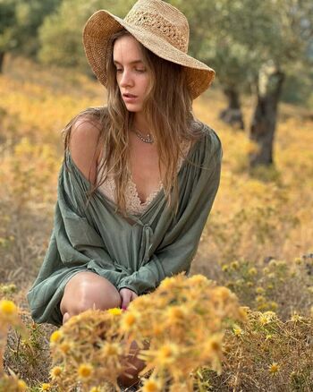 Full leaked Anna zavtur page private onlyfans photo