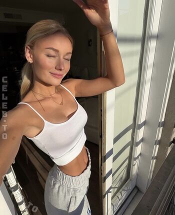 Full leaked Annaauroraegger private onlyfans photo