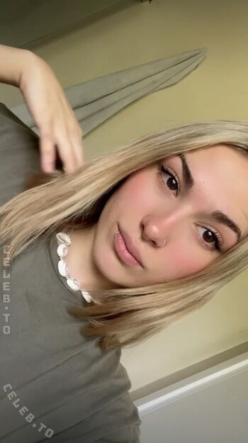 Full leaked Annabell blond private onlyfans photo