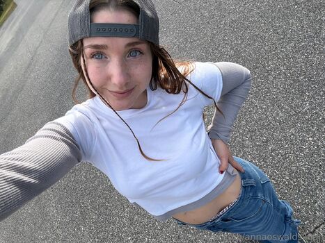 Full leaked Annaoswald page private onlyfans photo