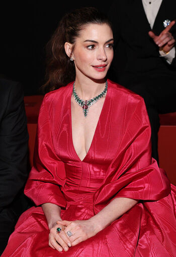 Full leaked Anne hathaway page private onlyfans photo